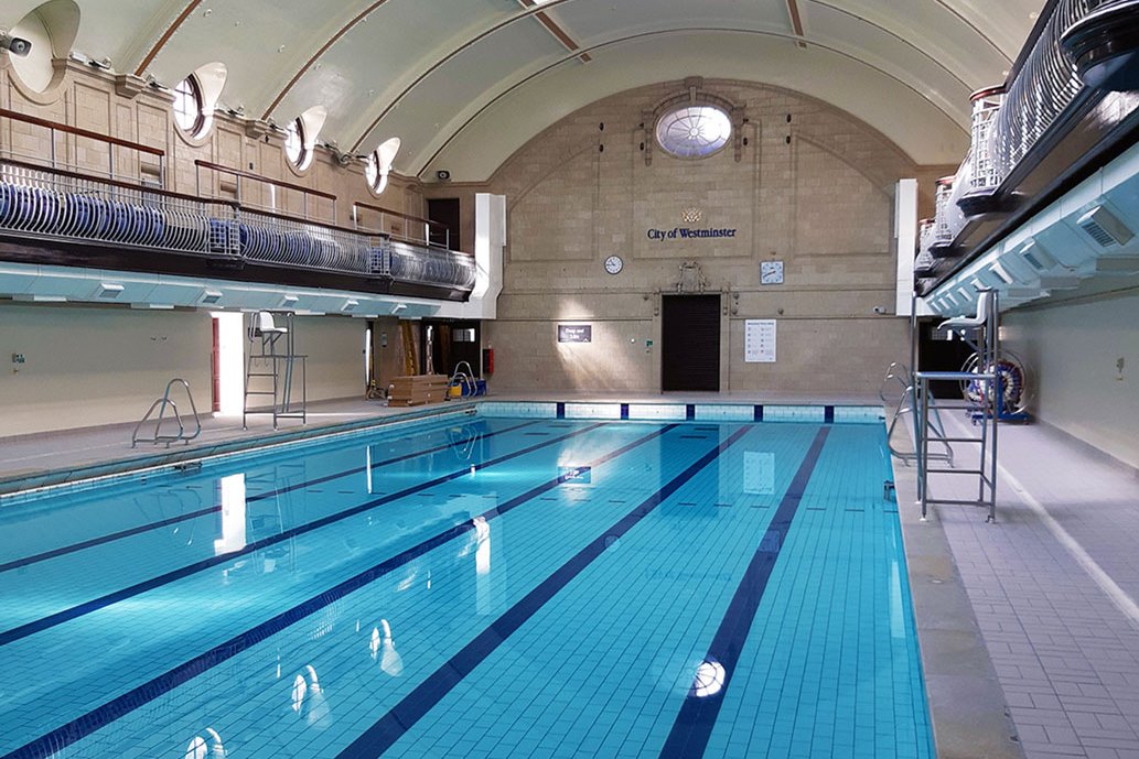 Water-resistant paint on chlorinated rubber surface